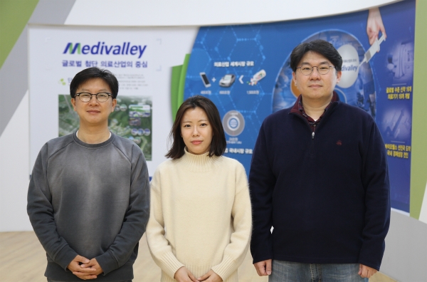 대구경북첨단의료산업진흥재단 연구원 3명이 2020년 상반기 신진 연구과제에 선정됐다.(왼쪽부터) 오성석, 김진아, 안홍찬 연구원.